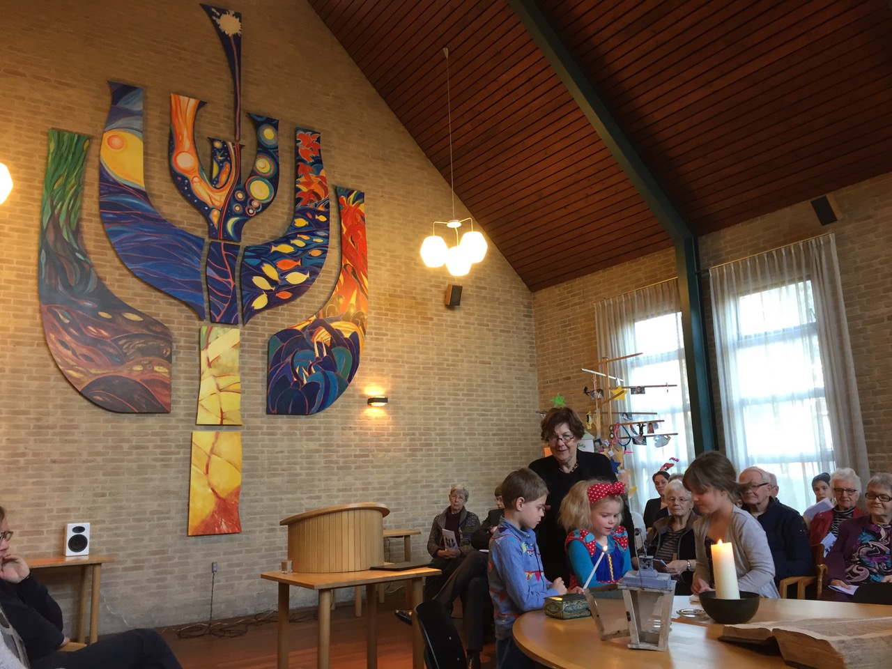 Les églises mennonites de Groningen et de Drenthe (Pays-Bas), ont célébré le Dimanche de la Fraternité Mondiale à Doopsgezind Gemeente Haren.       Photo par Jacob H Kikkert.